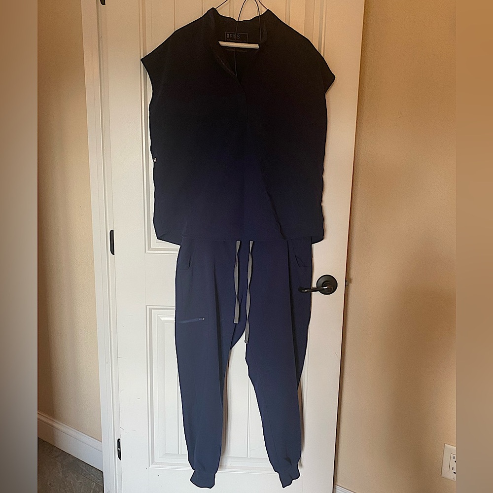 Navy Figs brand set